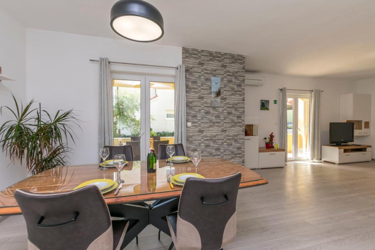 Apartment Dora Duće Εξωτερικό φωτογραφία