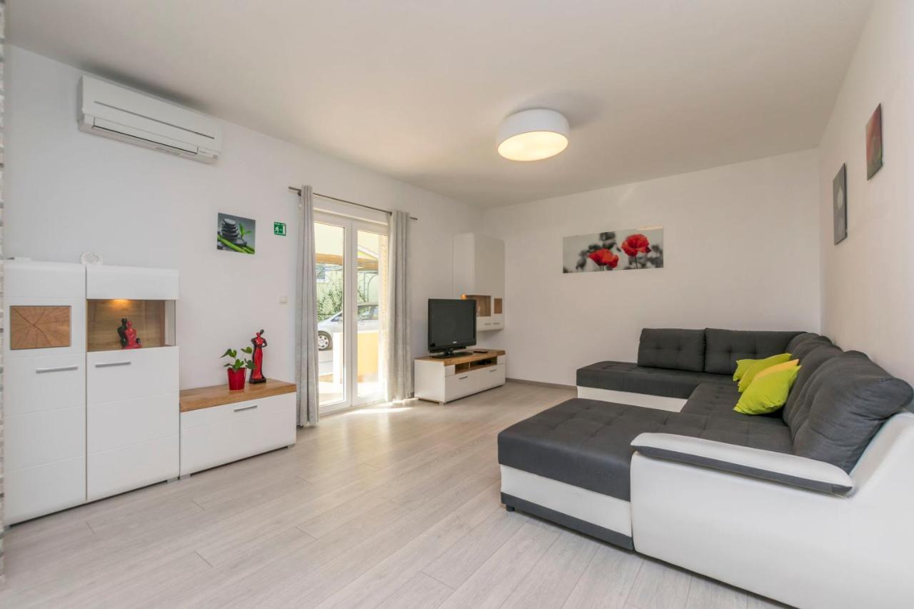 Apartment Dora Duće Δωμάτιο φωτογραφία